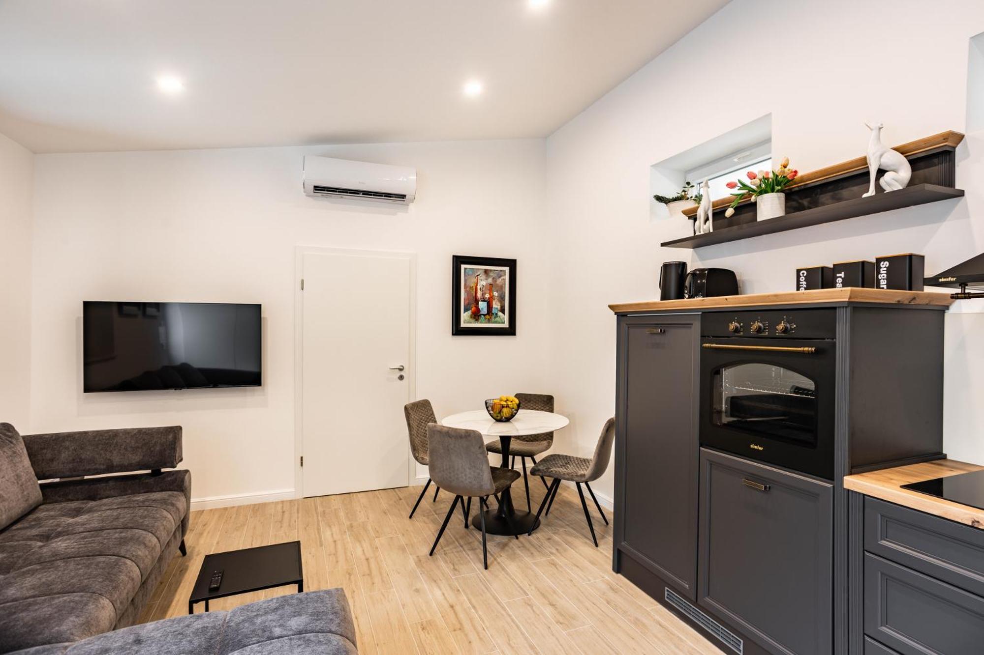 Luxury City Center House Split Exterior foto